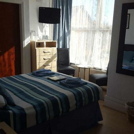 סקארבורו Hallam Guest House מראה חיצוני תמונה